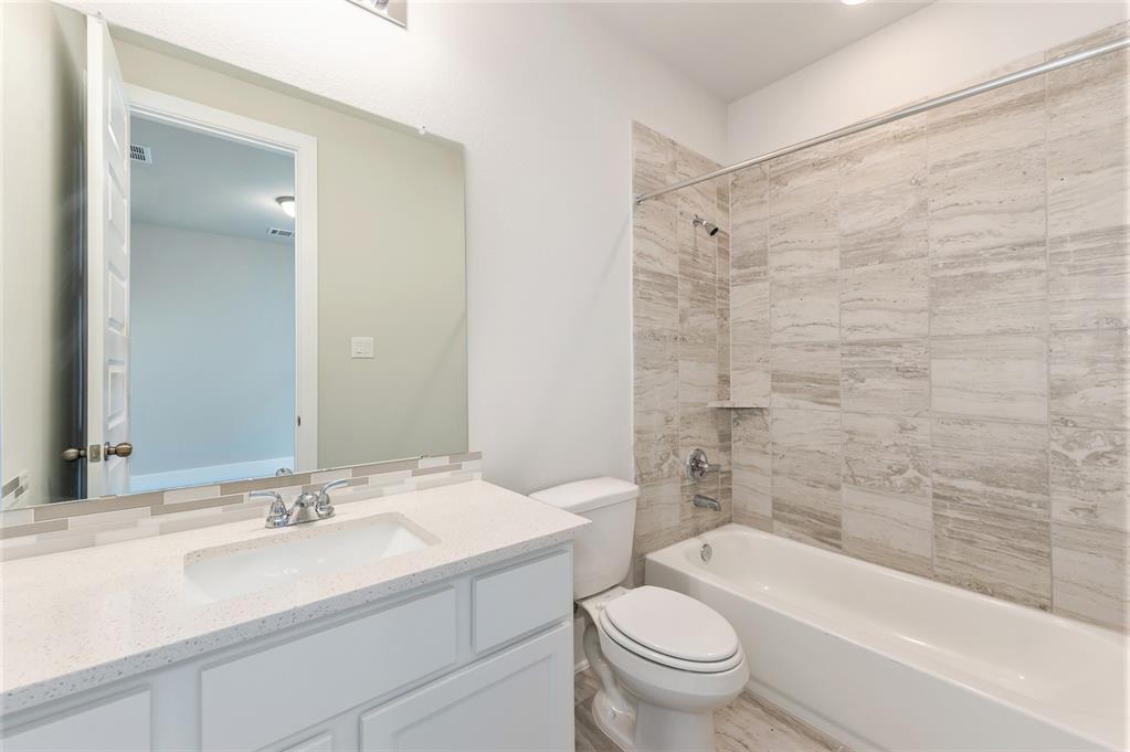23645 2 Silver Palm Trail, New Caney, Texas 77357, 4 Bedrooms Bedrooms, 15 Rooms Rooms,3 BathroomsBathrooms,Single-family,For Sale,Silver Palm,66653526