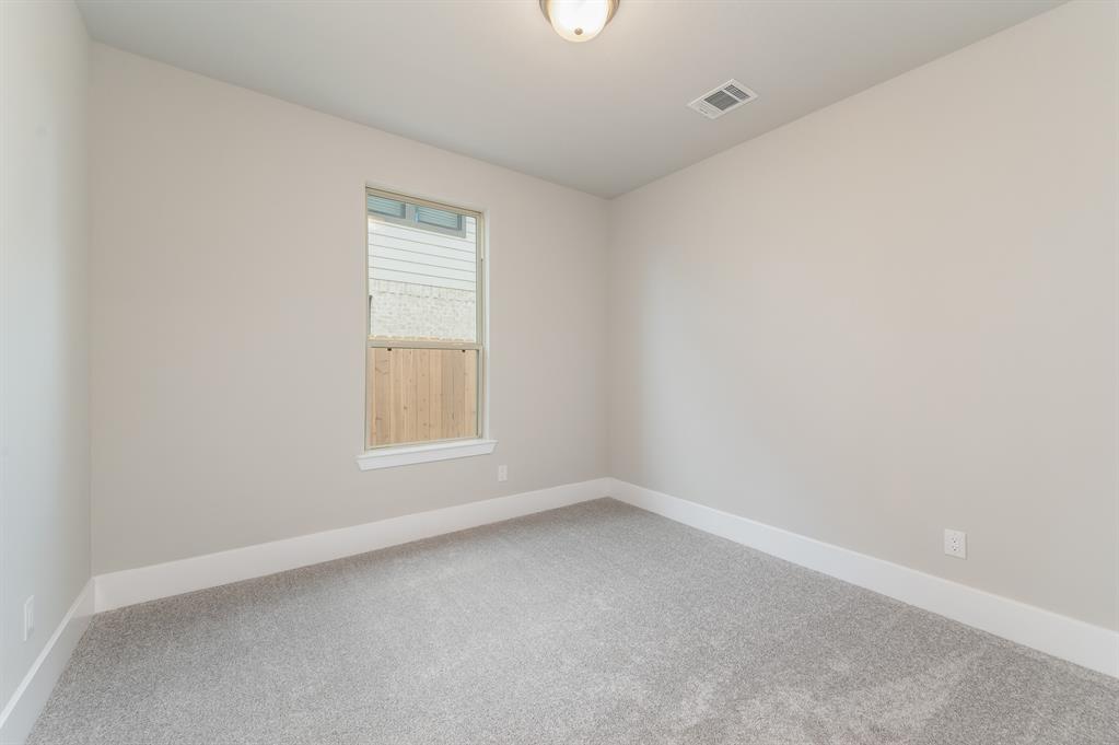 23645 2 Silver Palm Trail, New Caney, Texas 77357, 4 Bedrooms Bedrooms, 15 Rooms Rooms,3 BathroomsBathrooms,Single-family,For Sale,Silver Palm,66653526