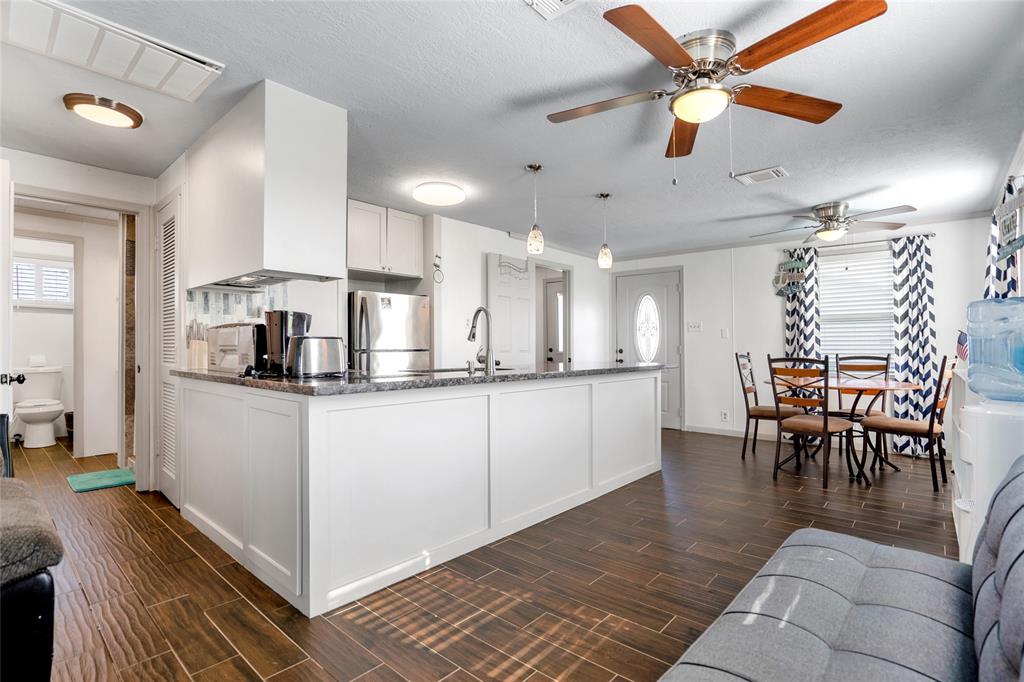 4031 1 Kent Drive, Galveston, Texas 77554, 2 Bedrooms Bedrooms, 2 Rooms Rooms,2 BathroomsBathrooms,Single-family,For Sale,Kent,57519659