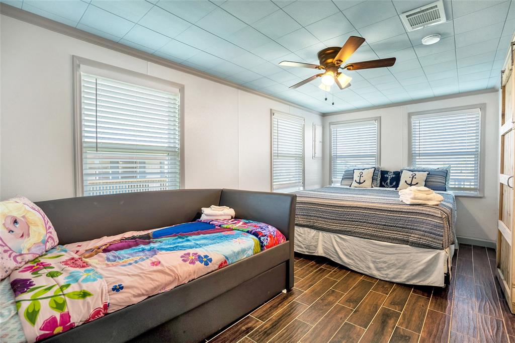 4031 1 Kent Drive, Galveston, Texas 77554, 2 Bedrooms Bedrooms, 2 Rooms Rooms,2 BathroomsBathrooms,Single-family,For Sale,Kent,57519659