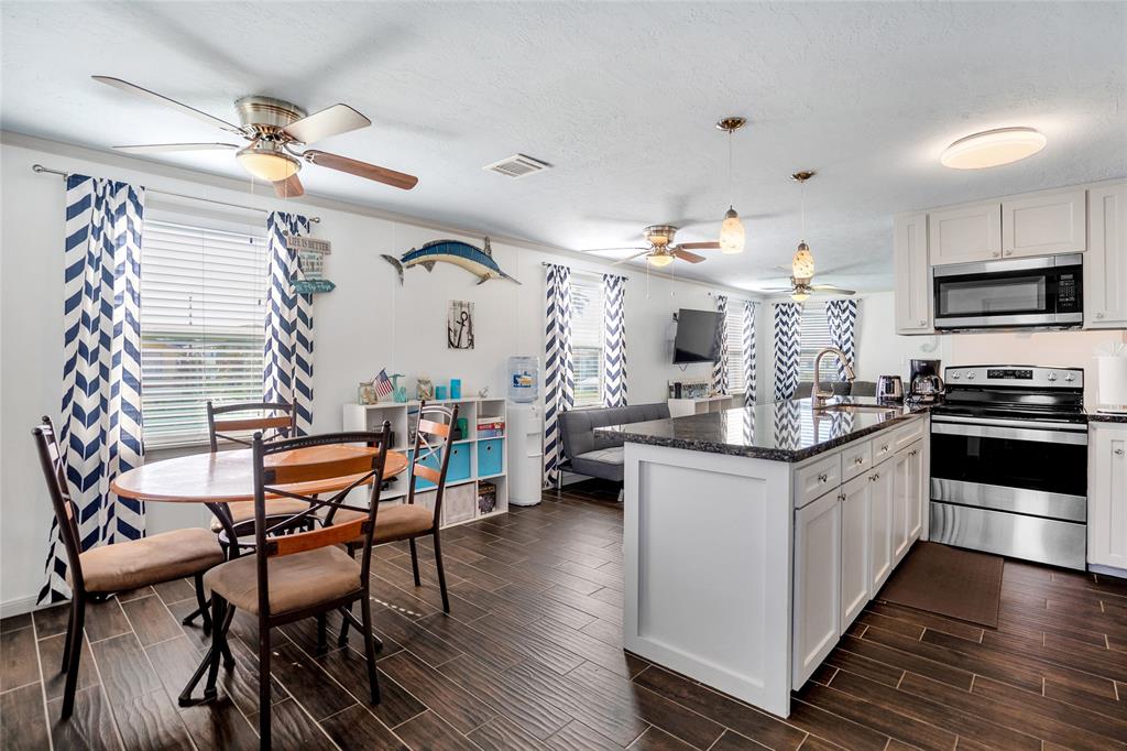 4031 1 Kent Drive, Galveston, Texas 77554, 2 Bedrooms Bedrooms, 2 Rooms Rooms,2 BathroomsBathrooms,Single-family,For Sale,Kent,57519659