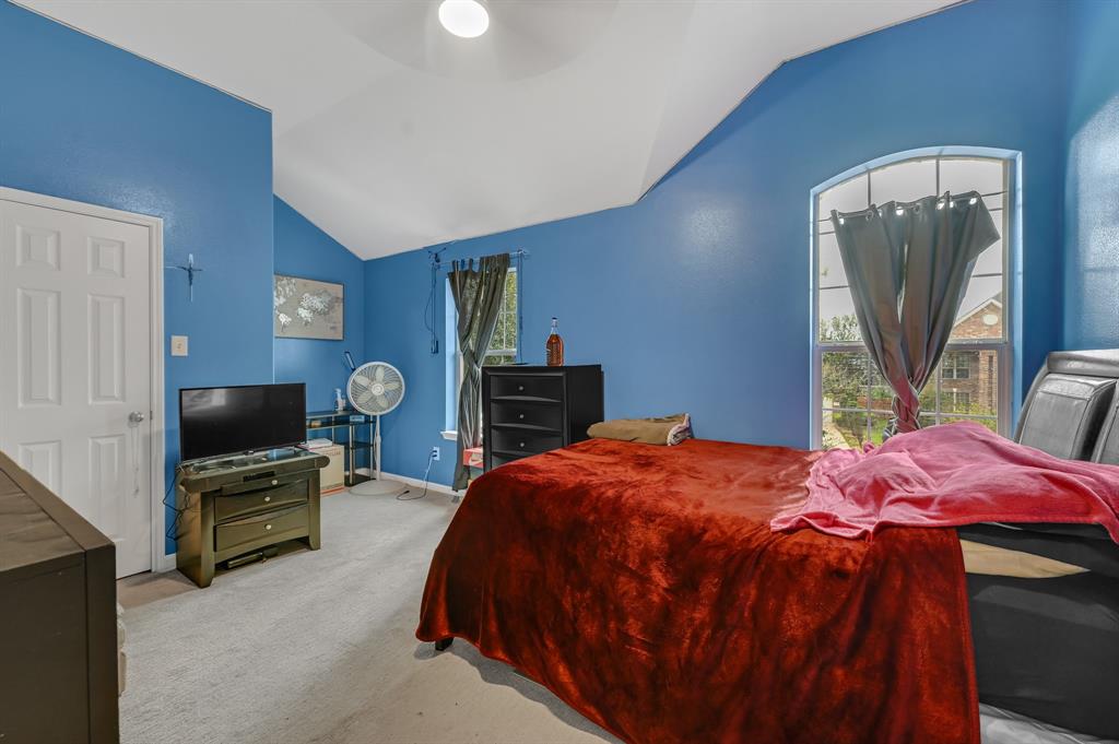 6702 2 Wintergrove Court, Houston, Texas 77049, 6 Bedrooms Bedrooms, 11 Rooms Rooms,3 BathroomsBathrooms,Single-family,For Sale,Wintergrove,65043849