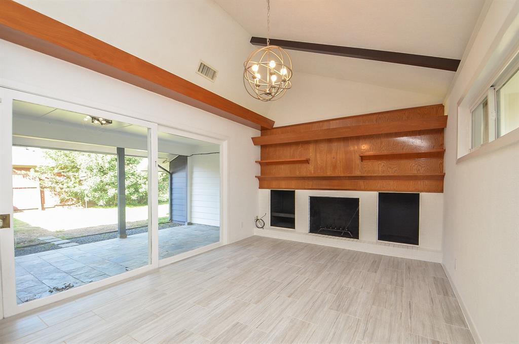 4802 1 Briarbend Drive, Houston, Texas 77035, 3 Bedrooms Bedrooms, 7 Rooms Rooms,2 BathroomsBathrooms,Single-family,For Sale,Briarbend,79924584