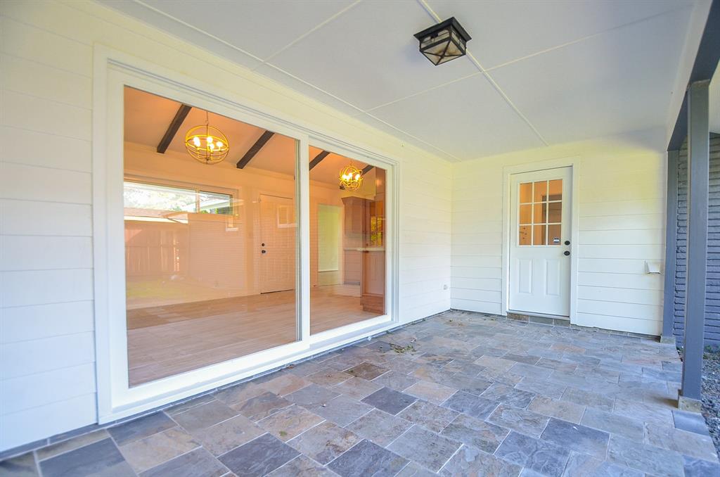 4802 1 Briarbend Drive, Houston, Texas 77035, 3 Bedrooms Bedrooms, 7 Rooms Rooms,2 BathroomsBathrooms,Single-family,For Sale,Briarbend,79924584