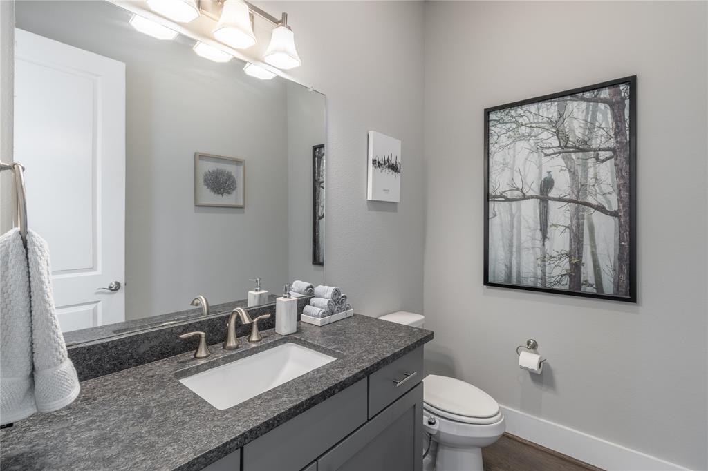 414 3 28th Street, Houston, Texas 77008, 3 Bedrooms Bedrooms, 6 Rooms Rooms,3 BathroomsBathrooms,Single-family,For Sale,28th,51270167