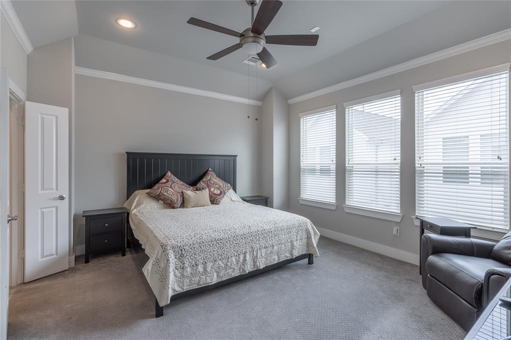 414 3 28th Street, Houston, Texas 77008, 3 Bedrooms Bedrooms, 6 Rooms Rooms,3 BathroomsBathrooms,Single-family,For Sale,28th,51270167