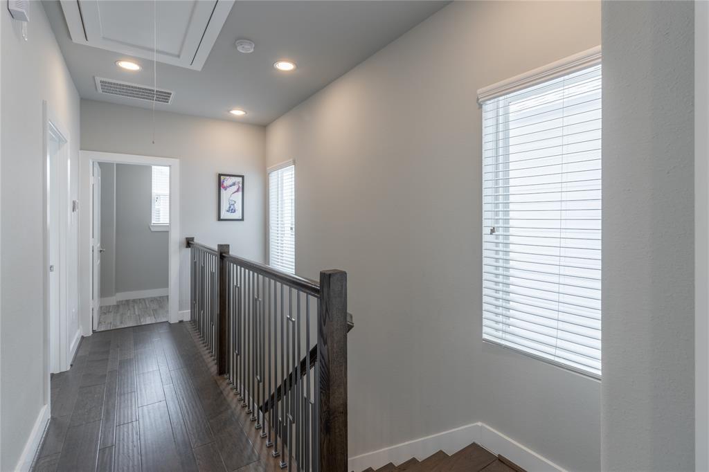 414 3 28th Street, Houston, Texas 77008, 3 Bedrooms Bedrooms, 6 Rooms Rooms,3 BathroomsBathrooms,Single-family,For Sale,28th,51270167