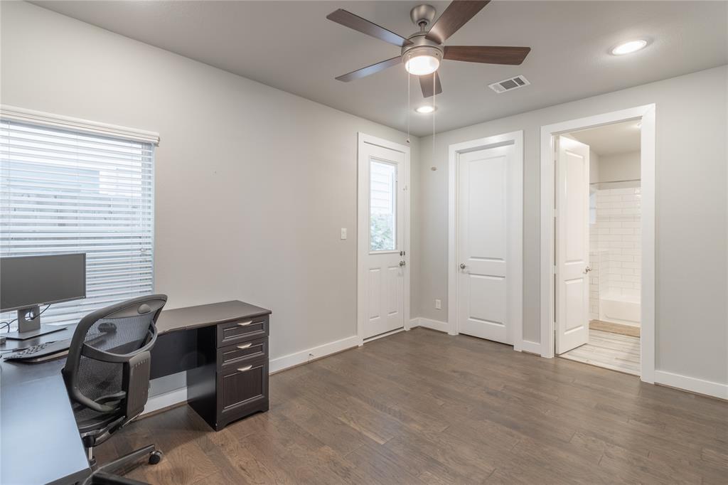 414 3 28th Street, Houston, Texas 77008, 3 Bedrooms Bedrooms, 6 Rooms Rooms,3 BathroomsBathrooms,Single-family,For Sale,28th,51270167