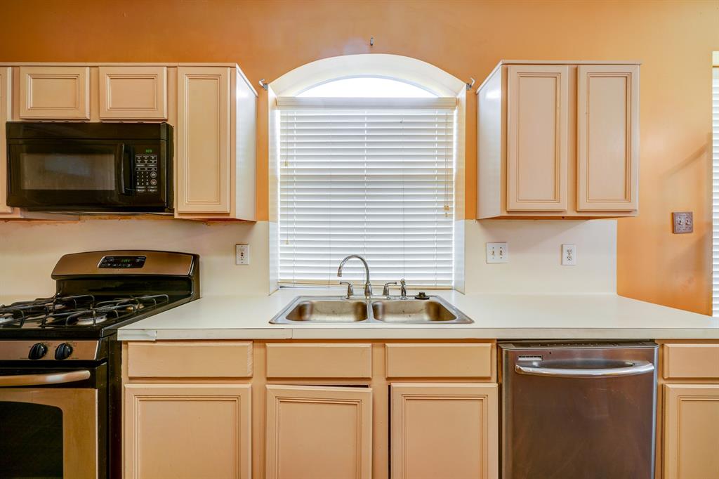 16039 2 Williwaw Drive, Houston, Texas 77083, 6 Bedrooms Bedrooms, 12 Rooms Rooms,3 BathroomsBathrooms,Single-family,For Sale,Williwaw,83897855