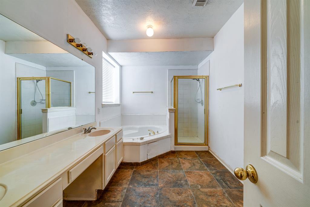 16039 2 Williwaw Drive, Houston, Texas 77083, 6 Bedrooms Bedrooms, 12 Rooms Rooms,3 BathroomsBathrooms,Single-family,For Sale,Williwaw,83897855