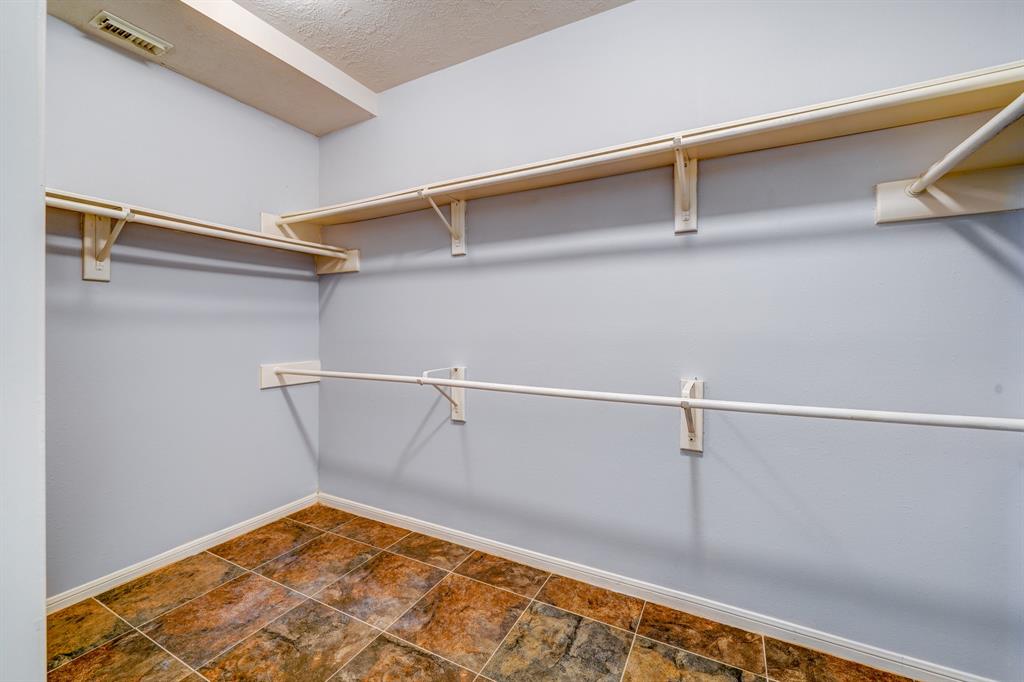 16039 2 Williwaw Drive, Houston, Texas 77083, 6 Bedrooms Bedrooms, 12 Rooms Rooms,3 BathroomsBathrooms,Single-family,For Sale,Williwaw,83897855
