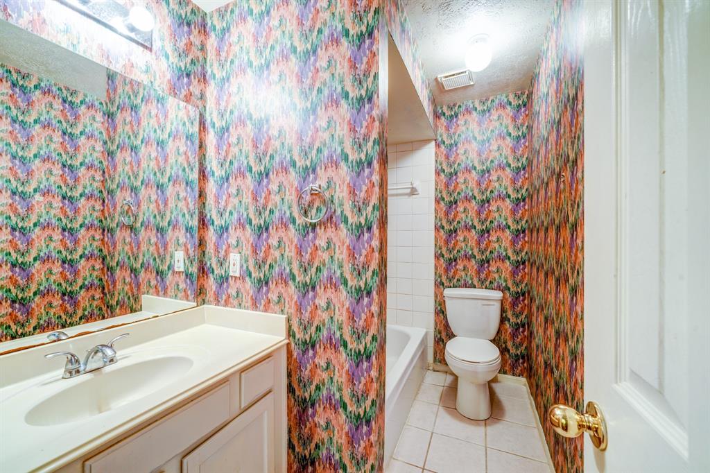 16039 2 Williwaw Drive, Houston, Texas 77083, 6 Bedrooms Bedrooms, 12 Rooms Rooms,3 BathroomsBathrooms,Single-family,For Sale,Williwaw,83897855