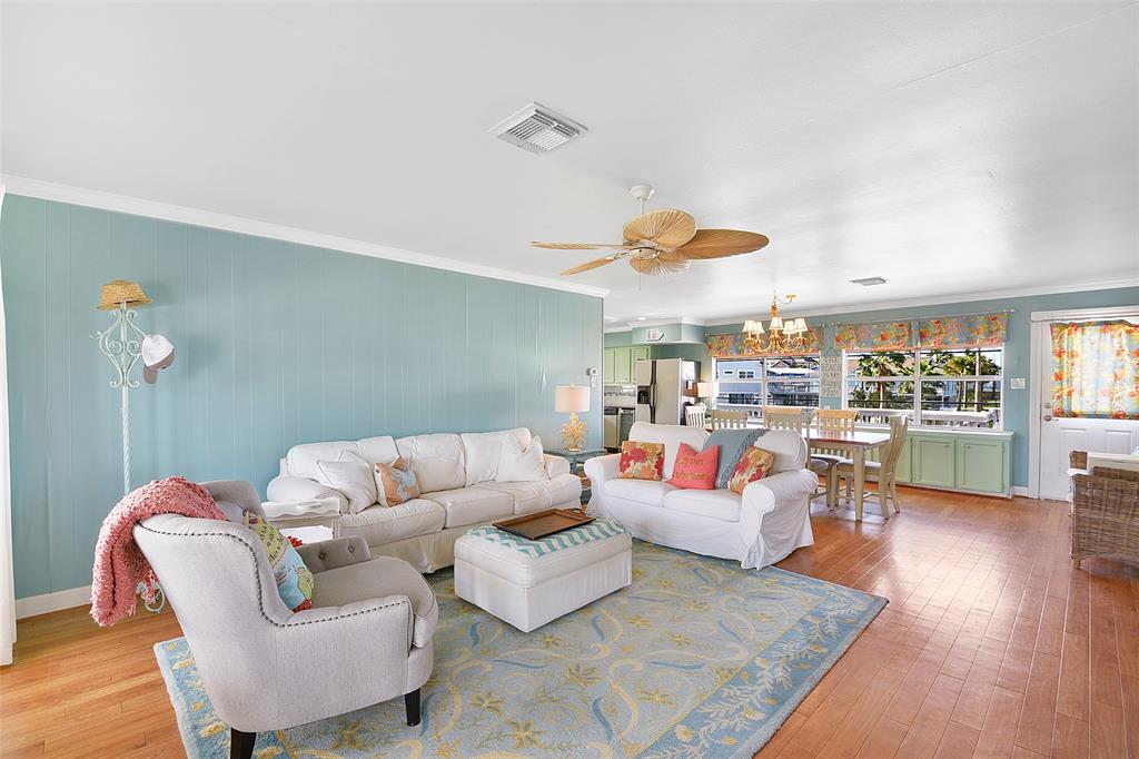 4318 1 Spanish Main, Jamaica Beach, Texas 77554, 3 Bedrooms Bedrooms, 6 Rooms Rooms,2 BathroomsBathrooms,Single-family,For Sale,Spanish Main,56613194