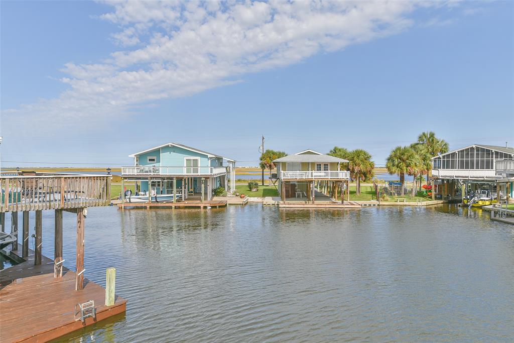 4318 1 Spanish Main, Jamaica Beach, Texas 77554, 3 Bedrooms Bedrooms, 6 Rooms Rooms,2 BathroomsBathrooms,Single-family,For Sale,Spanish Main,56613194