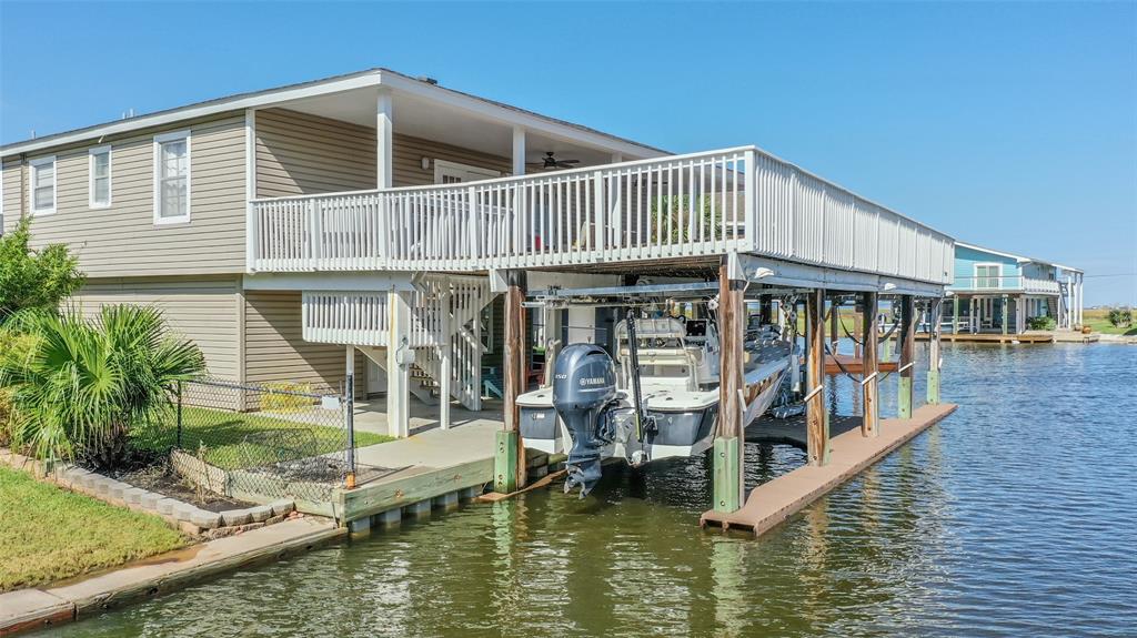 4318 1 Spanish Main, Jamaica Beach, Texas 77554, 3 Bedrooms Bedrooms, 6 Rooms Rooms,2 BathroomsBathrooms,Single-family,For Sale,Spanish Main,56613194