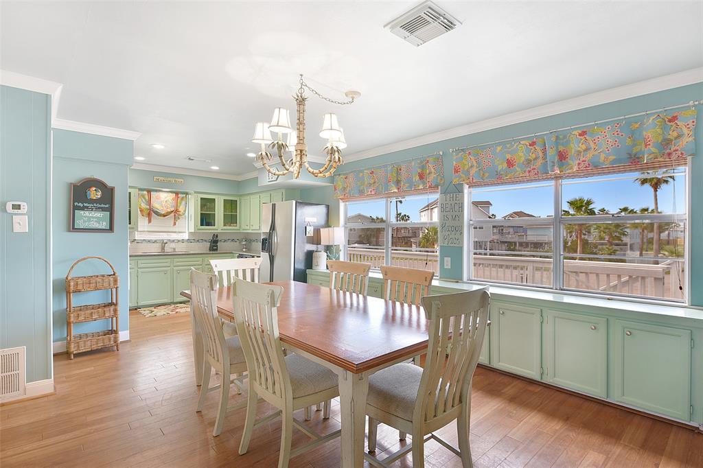 4318 1 Spanish Main, Jamaica Beach, Texas 77554, 3 Bedrooms Bedrooms, 6 Rooms Rooms,2 BathroomsBathrooms,Single-family,For Sale,Spanish Main,56613194