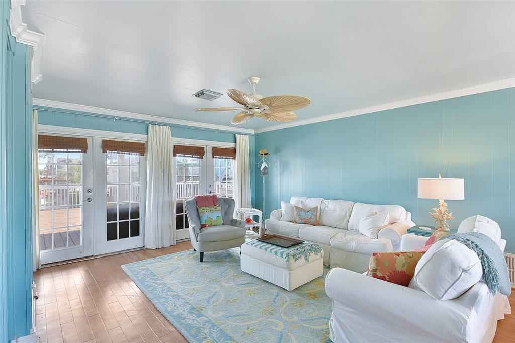 4318 1 Spanish Main, Jamaica Beach, Texas 77554, 3 Bedrooms Bedrooms, 6 Rooms Rooms,2 BathroomsBathrooms,Single-family,For Sale,Spanish Main,56613194