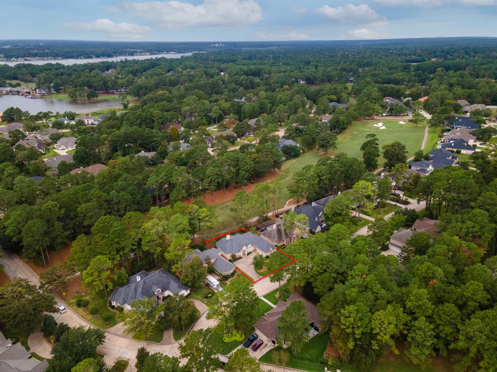 17 1 Fairfield Drive, Montgomery, Texas 77356, 3 Bedrooms Bedrooms, 9 Rooms Rooms,2 BathroomsBathrooms,Single-family,For Sale,Fairfield,85249525