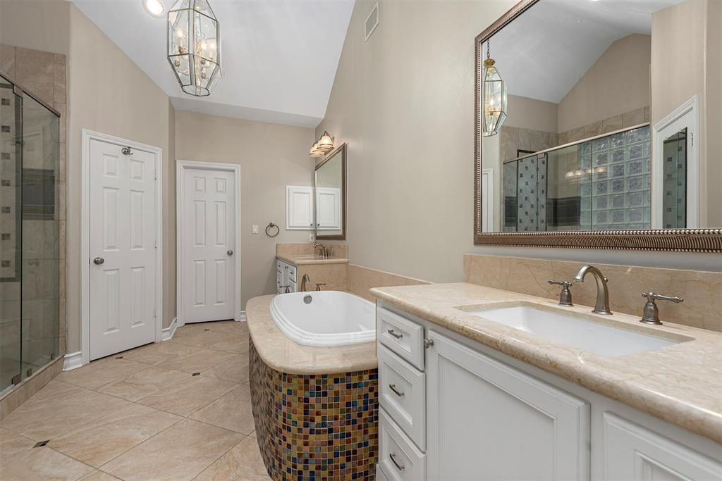 17 1 Fairfield Drive, Montgomery, Texas 77356, 3 Bedrooms Bedrooms, 9 Rooms Rooms,2 BathroomsBathrooms,Single-family,For Sale,Fairfield,85249525