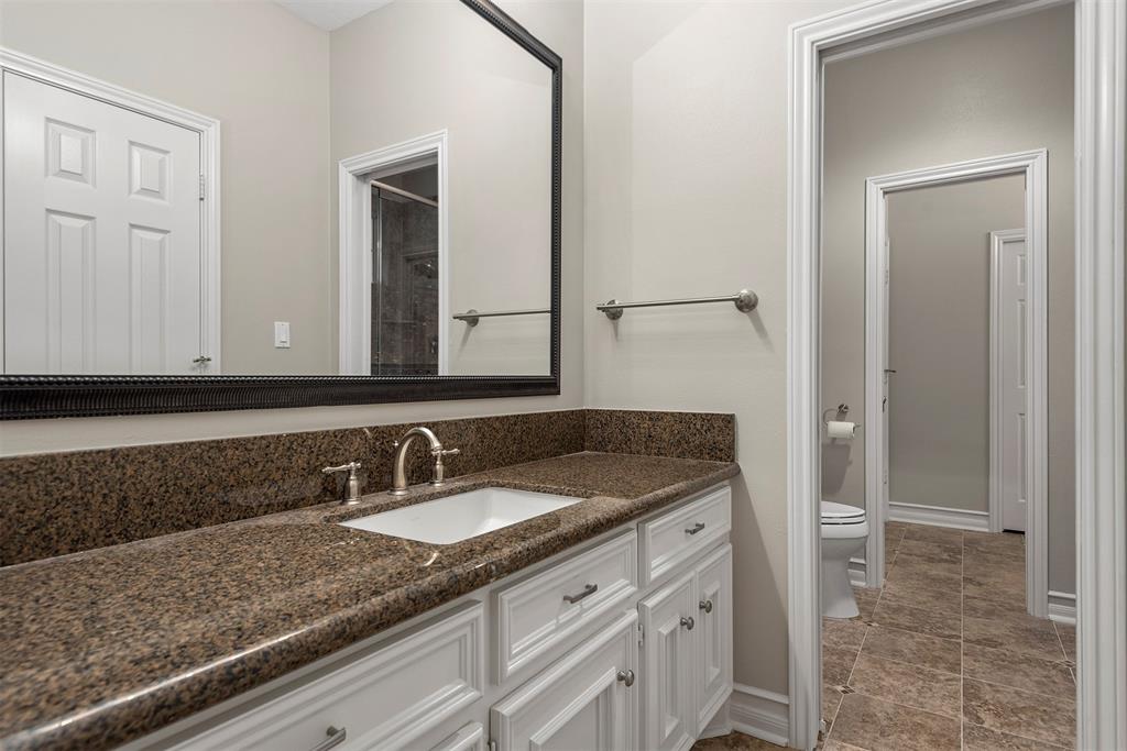 17 1 Fairfield Drive, Montgomery, Texas 77356, 3 Bedrooms Bedrooms, 9 Rooms Rooms,2 BathroomsBathrooms,Single-family,For Sale,Fairfield,85249525
