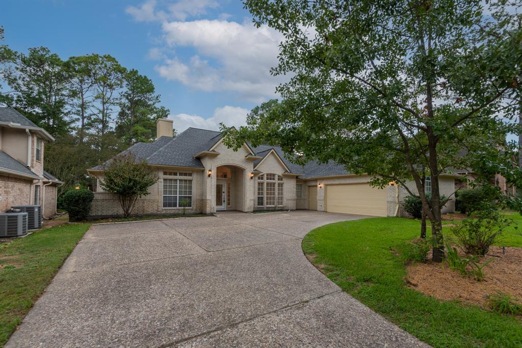 17 1 Fairfield Drive, Montgomery, Texas 77356, 3 Bedrooms Bedrooms, 9 Rooms Rooms,2 BathroomsBathrooms,Single-family,For Sale,Fairfield,85249525