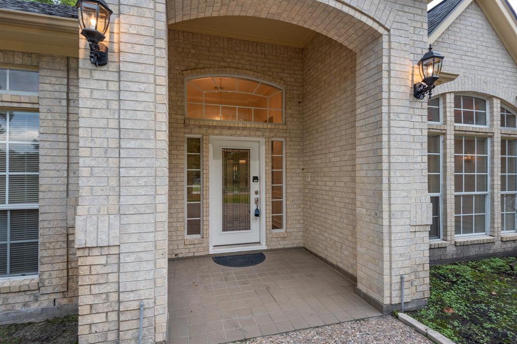 17 1 Fairfield Drive, Montgomery, Texas 77356, 3 Bedrooms Bedrooms, 9 Rooms Rooms,2 BathroomsBathrooms,Single-family,For Sale,Fairfield,85249525