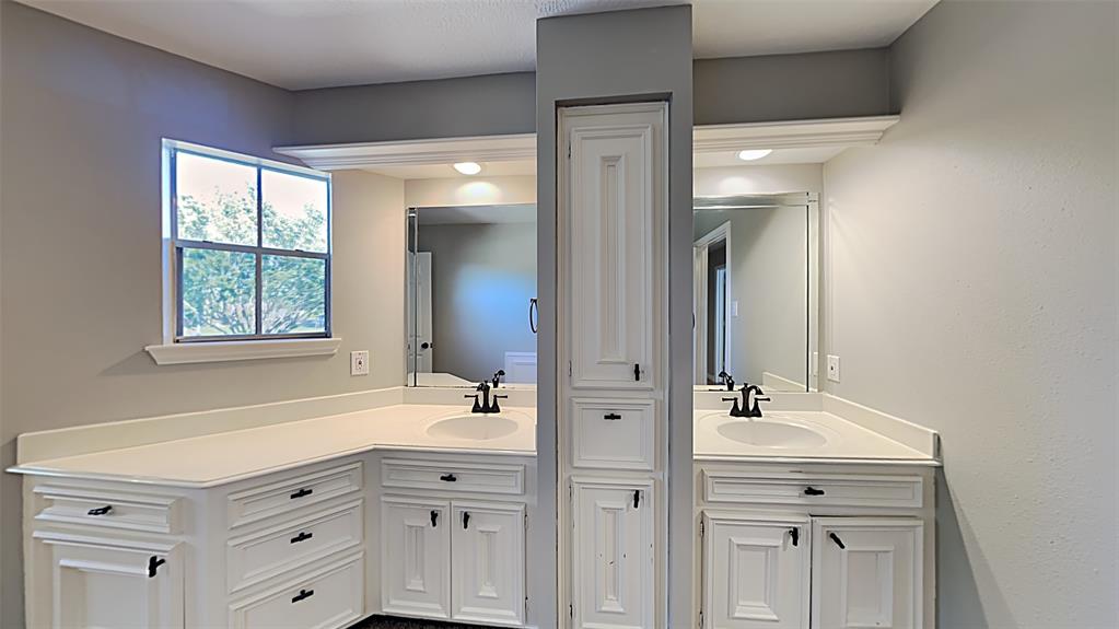 20703 2 Park Pine Drive, Katy, Texas 77450, 6 Bedrooms Bedrooms, 6 Rooms Rooms,3 BathroomsBathrooms,Single-family,For Sale,Park Pine,51676686