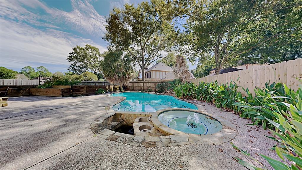 20703 2 Park Pine Drive, Katy, Texas 77450, 6 Bedrooms Bedrooms, 6 Rooms Rooms,3 BathroomsBathrooms,Single-family,For Sale,Park Pine,51676686