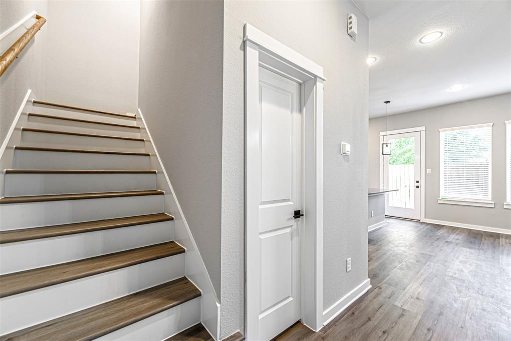 826 3 Berry Sage Lane, Houston, Texas 77022, 4 Bedrooms Bedrooms, 8 Rooms Rooms,2 BathroomsBathrooms,Single-family,For Sale,Berry Sage,57341389