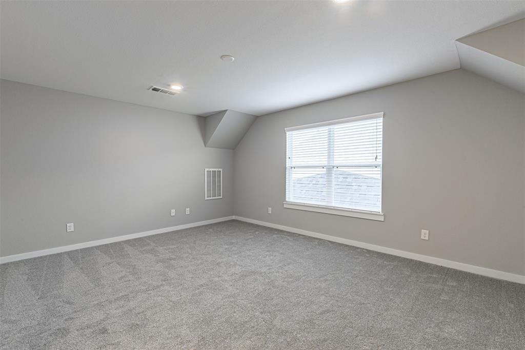 826 3 Berry Sage Lane, Houston, Texas 77022, 4 Bedrooms Bedrooms, 8 Rooms Rooms,2 BathroomsBathrooms,Single-family,For Sale,Berry Sage,57341389
