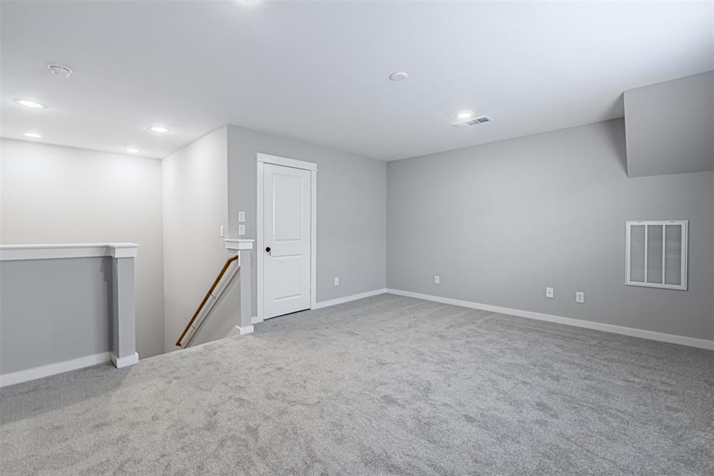 826 3 Berry Sage Lane, Houston, Texas 77022, 4 Bedrooms Bedrooms, 8 Rooms Rooms,2 BathroomsBathrooms,Single-family,For Sale,Berry Sage,57341389