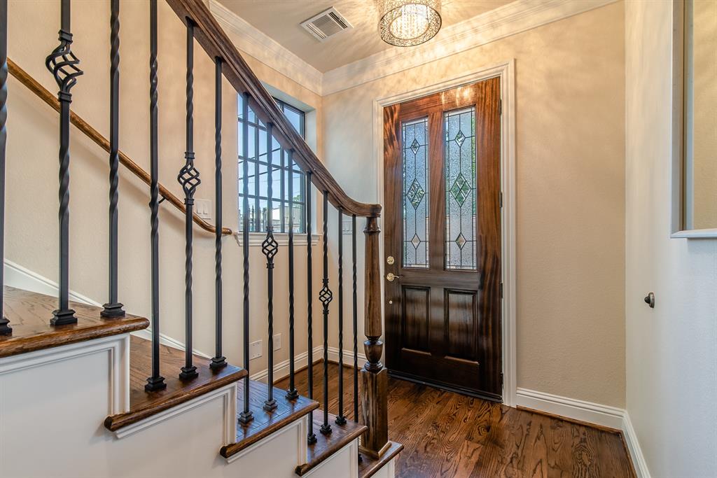 7223 3 Janet Street, Houston, Texas 77055, 3 Bedrooms Bedrooms, 6 Rooms Rooms,3 BathroomsBathrooms,Single-family,For Sale,Janet,74773243