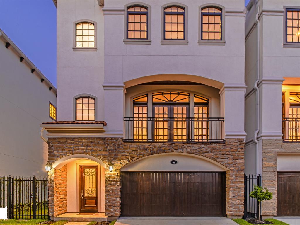 7223 3 Janet Street, Houston, Texas 77055, 3 Bedrooms Bedrooms, 6 Rooms Rooms,3 BathroomsBathrooms,Single-family,For Sale,Janet,74773243