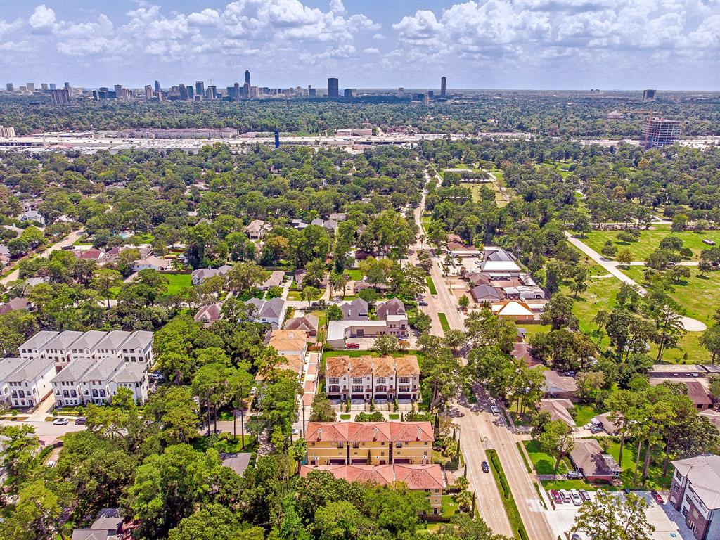 7223 3 Janet Street, Houston, Texas 77055, 3 Bedrooms Bedrooms, 6 Rooms Rooms,3 BathroomsBathrooms,Single-family,For Sale,Janet,74773243