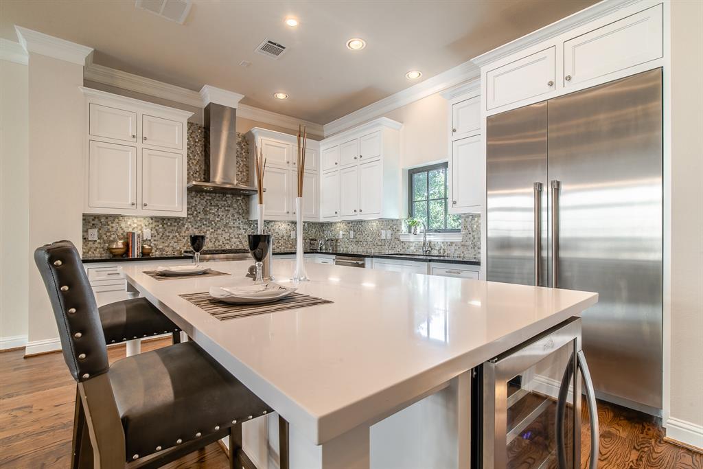 7223 3 Janet Street, Houston, Texas 77055, 3 Bedrooms Bedrooms, 6 Rooms Rooms,3 BathroomsBathrooms,Single-family,For Sale,Janet,74773243