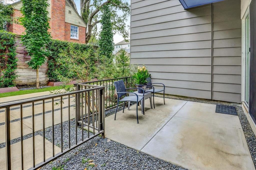 1830 3 Palm Street, Houston, Texas 77004, 4 Bedrooms Bedrooms, 8 Rooms Rooms,3 BathroomsBathrooms,Single-family,For Sale,Palm,71729140