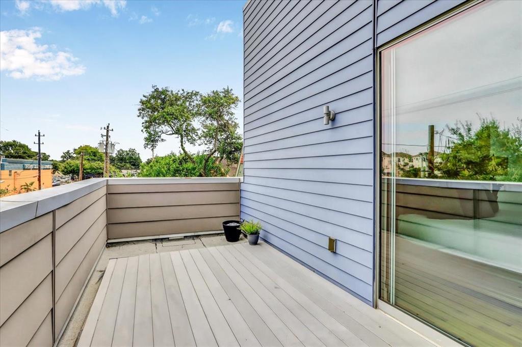 1830 3 Palm Street, Houston, Texas 77004, 4 Bedrooms Bedrooms, 8 Rooms Rooms,3 BathroomsBathrooms,Single-family,For Sale,Palm,71729140