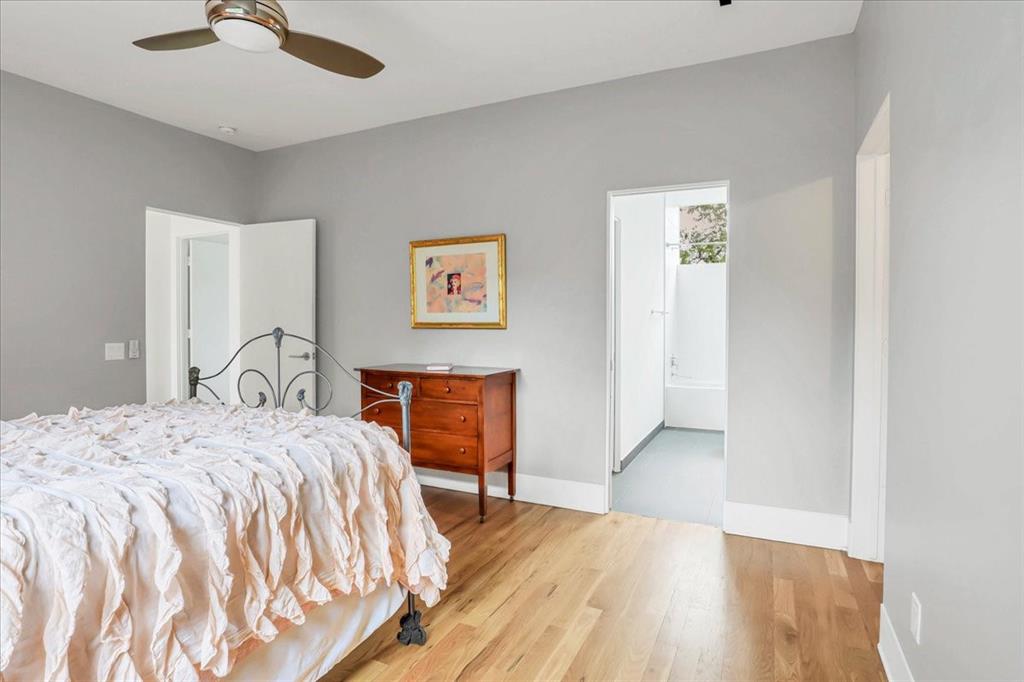 1830 3 Palm Street, Houston, Texas 77004, 4 Bedrooms Bedrooms, 8 Rooms Rooms,3 BathroomsBathrooms,Single-family,For Sale,Palm,71729140
