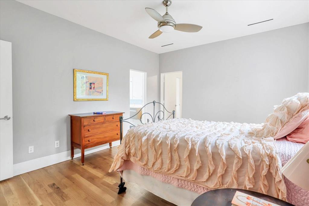 1830 3 Palm Street, Houston, Texas 77004, 4 Bedrooms Bedrooms, 8 Rooms Rooms,3 BathroomsBathrooms,Single-family,For Sale,Palm,71729140