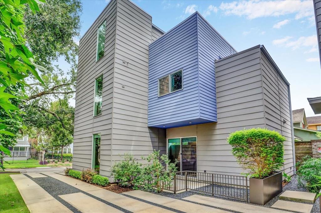 1830 3 Palm Street, Houston, Texas 77004, 4 Bedrooms Bedrooms, 8 Rooms Rooms,3 BathroomsBathrooms,Single-family,For Sale,Palm,71729140