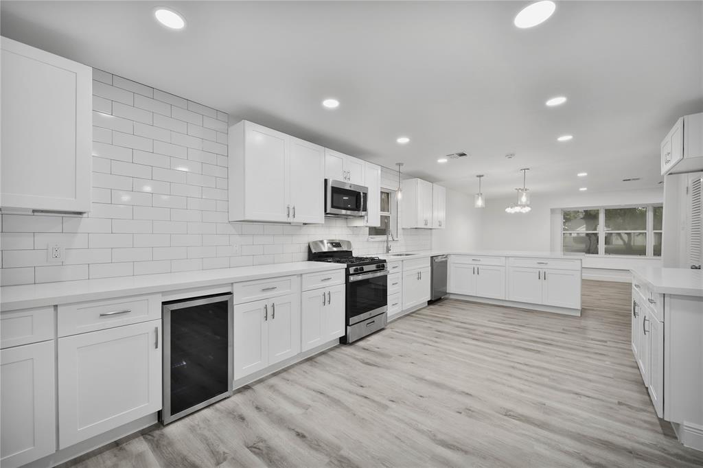 11627 1 Ashcroft Drive, Houston, Texas 77035, 3 Bedrooms Bedrooms, 7 Rooms Rooms,2 BathroomsBathrooms,Single-family,For Sale,Ashcroft,81772032