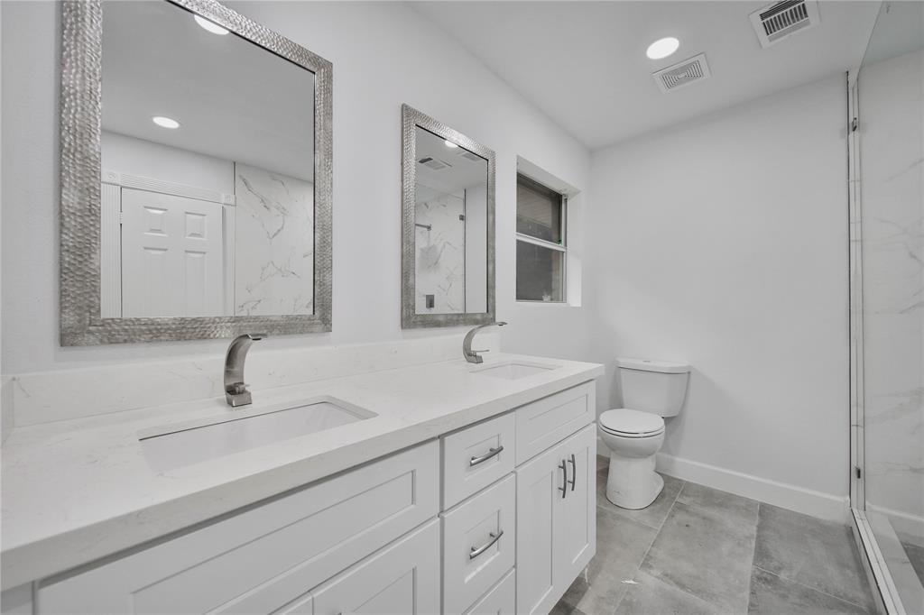 11627 1 Ashcroft Drive, Houston, Texas 77035, 3 Bedrooms Bedrooms, 7 Rooms Rooms,2 BathroomsBathrooms,Single-family,For Sale,Ashcroft,81772032