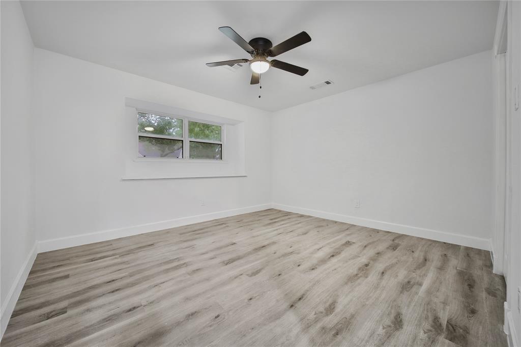 11627 1 Ashcroft Drive, Houston, Texas 77035, 3 Bedrooms Bedrooms, 7 Rooms Rooms,2 BathroomsBathrooms,Single-family,For Sale,Ashcroft,81772032