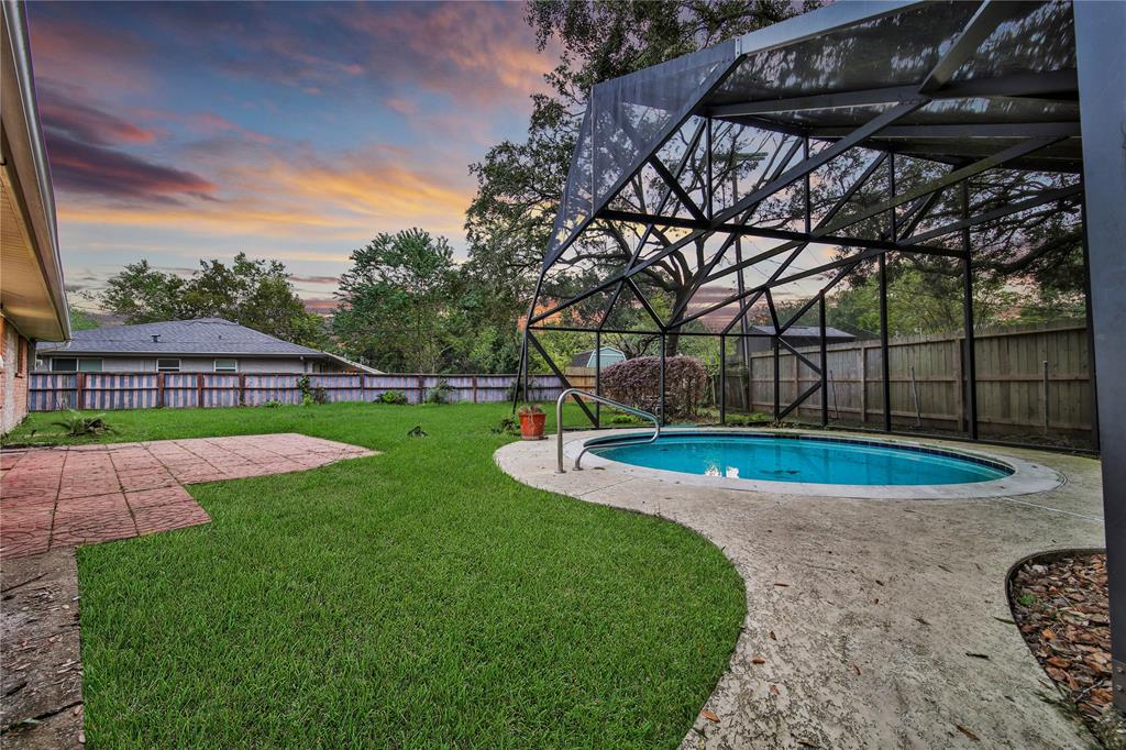11627 1 Ashcroft Drive, Houston, Texas 77035, 3 Bedrooms Bedrooms, 7 Rooms Rooms,2 BathroomsBathrooms,Single-family,For Sale,Ashcroft,81772032