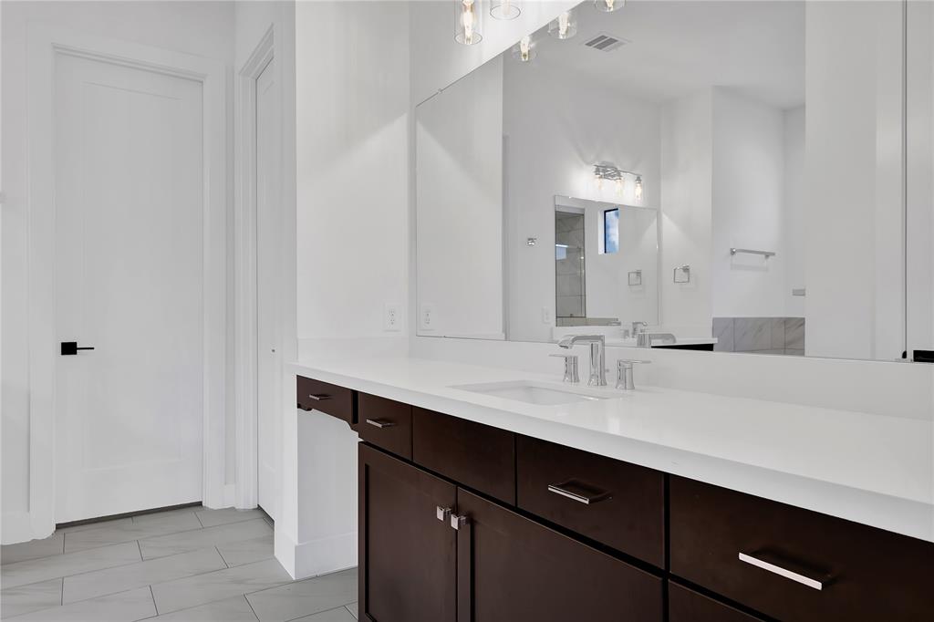 8310 1 Cross Country Drive, Humble, Texas 77346, 4 Bedrooms Bedrooms, 7 Rooms Rooms,2 BathroomsBathrooms,Single-family,For Sale,Cross Country,70784902