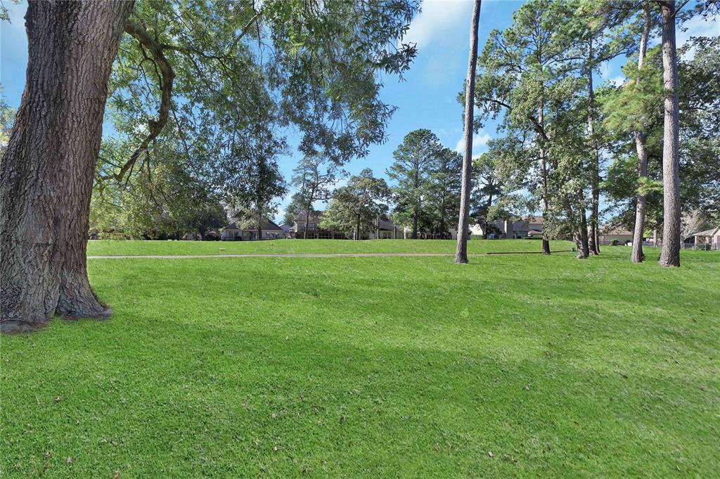 8310 1 Cross Country Drive, Humble, Texas 77346, 4 Bedrooms Bedrooms, 7 Rooms Rooms,2 BathroomsBathrooms,Single-family,For Sale,Cross Country,70784902