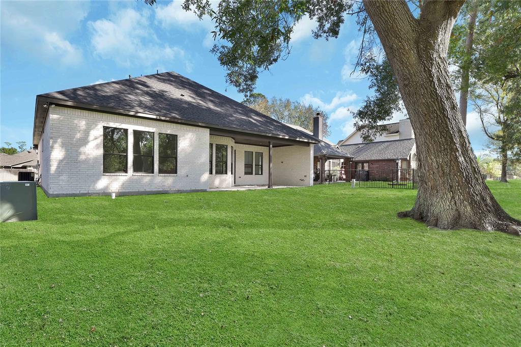 8310 1 Cross Country Drive, Humble, Texas 77346, 4 Bedrooms Bedrooms, 7 Rooms Rooms,2 BathroomsBathrooms,Single-family,For Sale,Cross Country,70784902