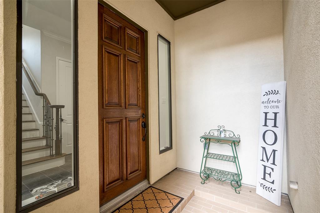 939 4 Queen Annes Road, Houston, Texas 77024, 3 Bedrooms Bedrooms, 6 Rooms Rooms,3 BathroomsBathrooms,Single-family,For Sale,Queen Annes,88181232