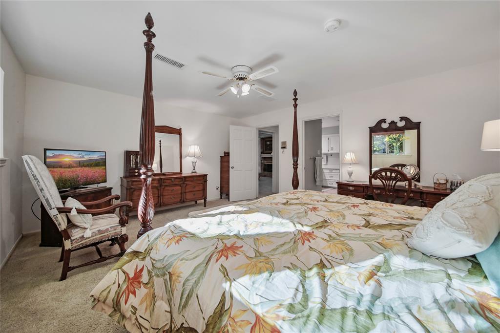 2415 Villa Creek Drive