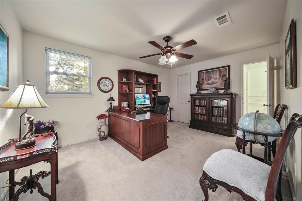 2415 Villa Creek Drive
